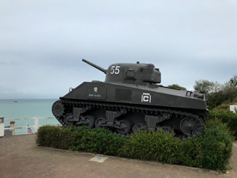 Long-distance hourly chauffeur service to D-Day Beaches Tank Berry Au Bac