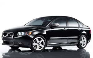 Volvo S40 with private chauffeur in Paris